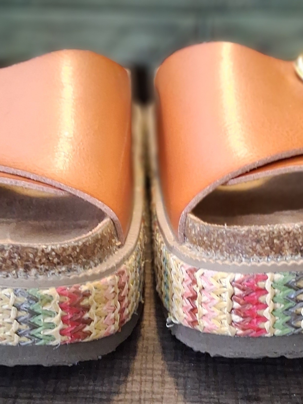 No Boundaries Leather Slide Platform Sandals with Multicolor Woven Sole